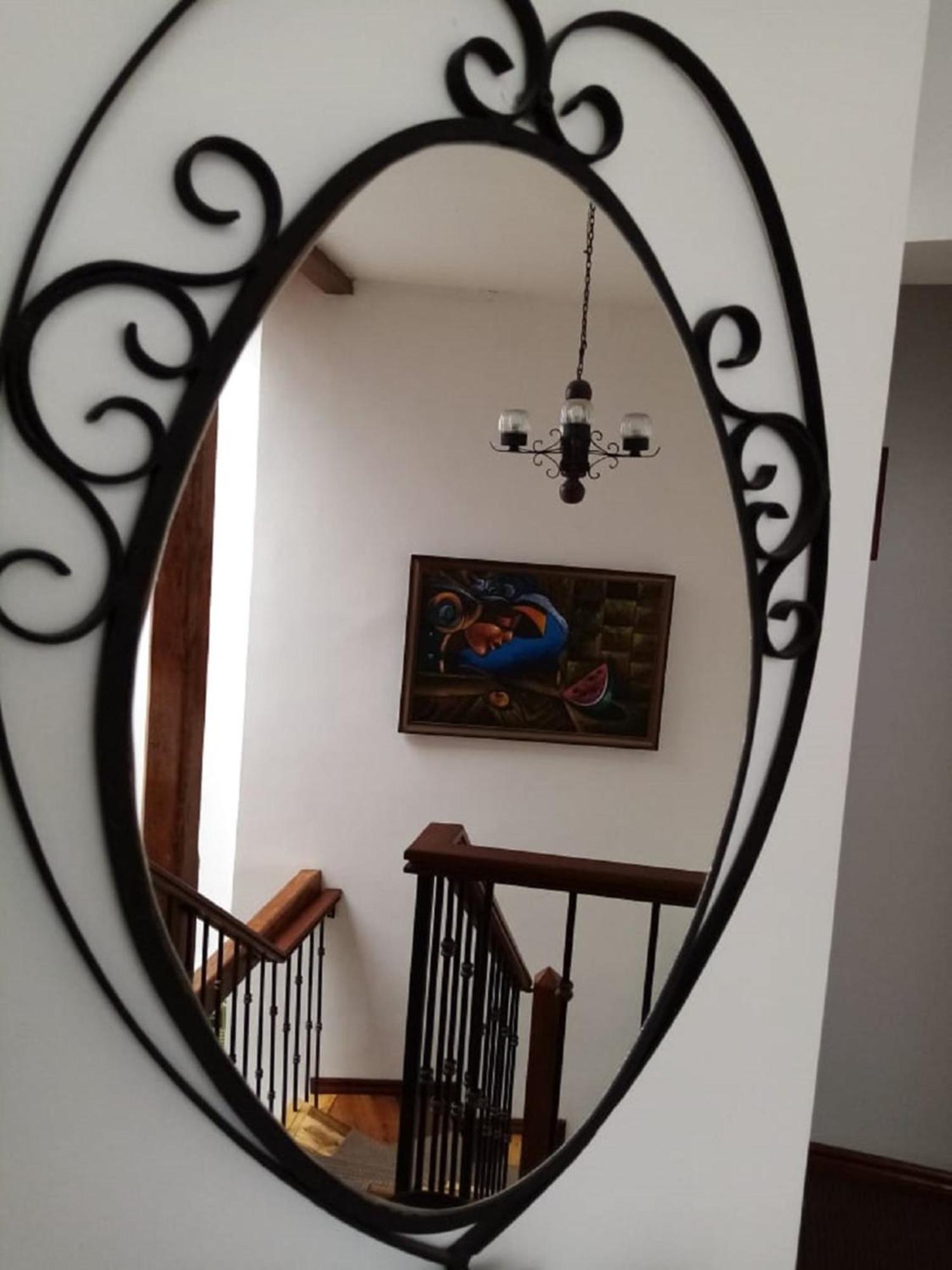 Hotel Casa Ecuatreasures Centro Historico กีโต ภายนอก รูปภาพ